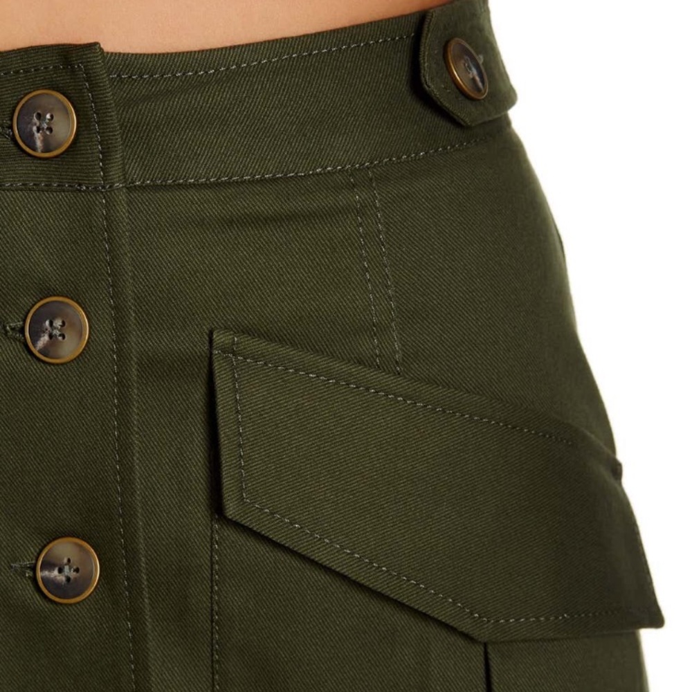 Button-Front Utility Skirt. - Picture 3 of 7